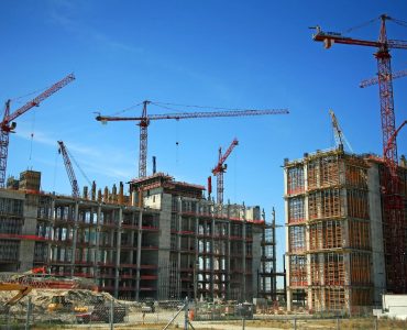Commercial-Construction-and-Real-Estate-Development-6-Essential-Considerations